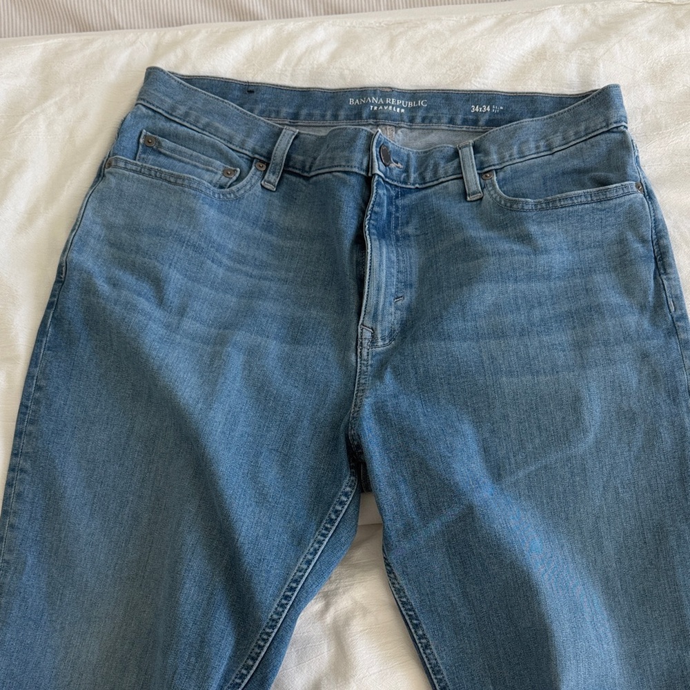 Banana Republic Men's Athletic Traveller Jean